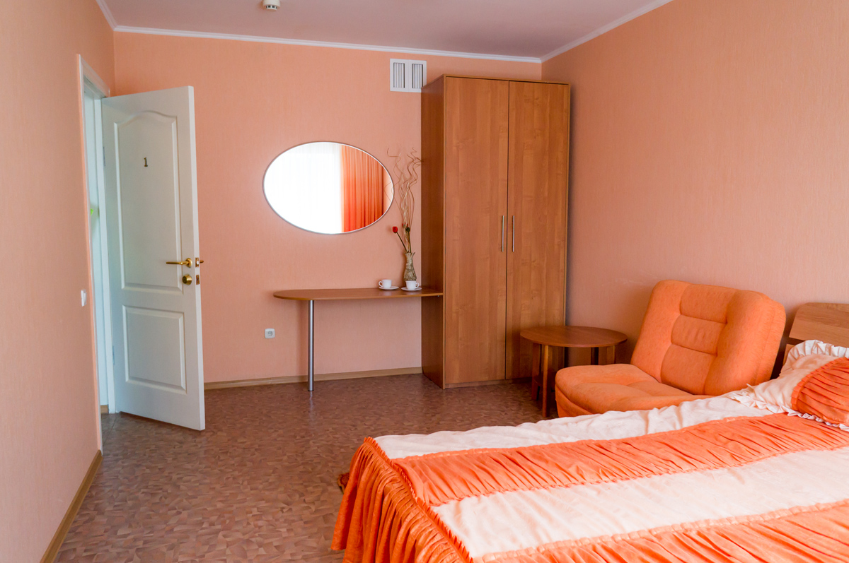 Улучшенный двухместный номер